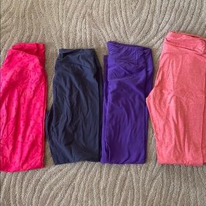Lularoe leggings. Gentle worn no holes.one size